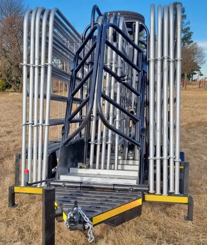 Rau portable cattle kraal